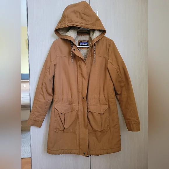 Patagonia W's Small Insulated Prairie Dawn Parka - Picture 2 of 7